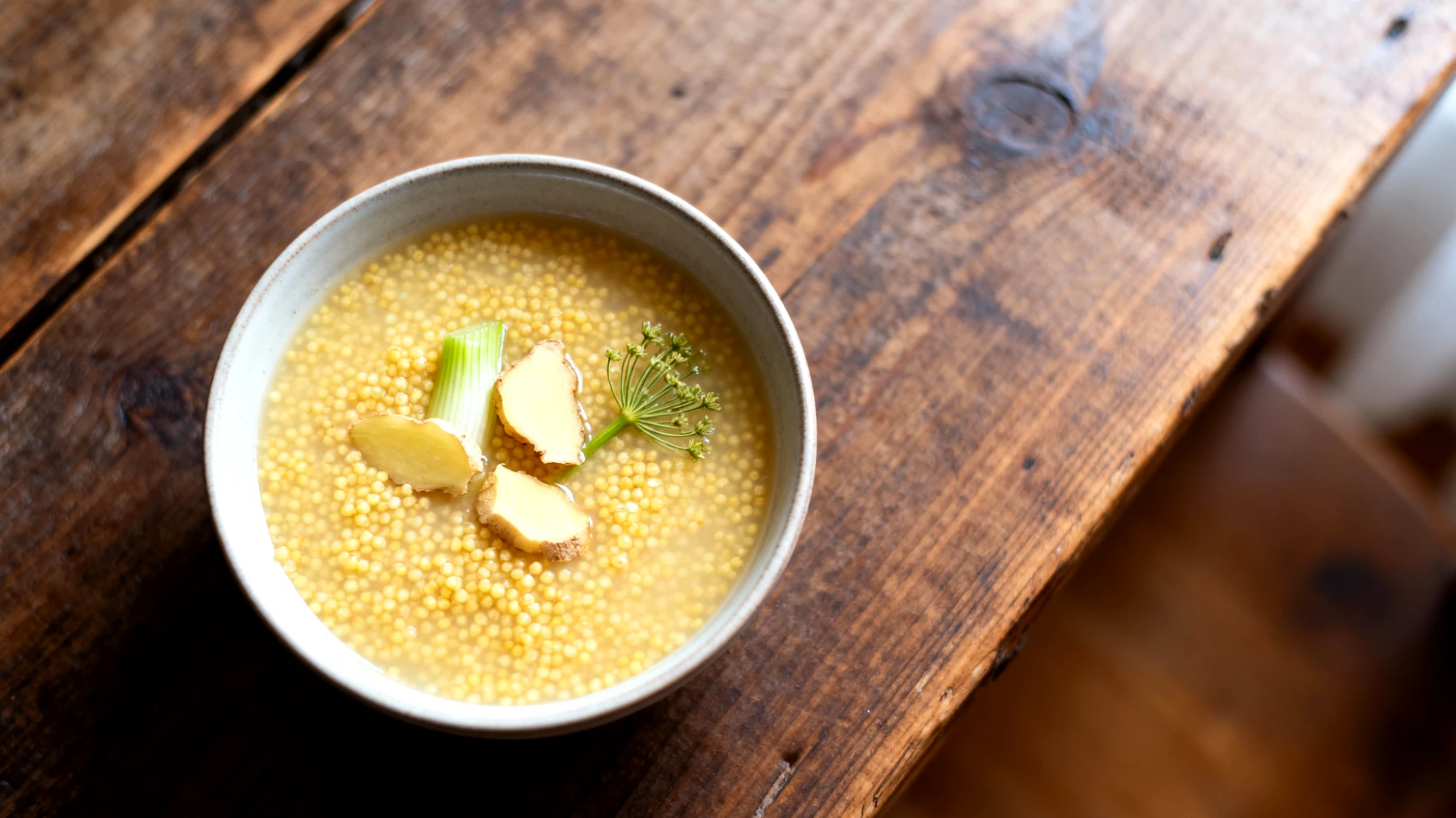 Zuppa di miglio con finocchio e zenzero"