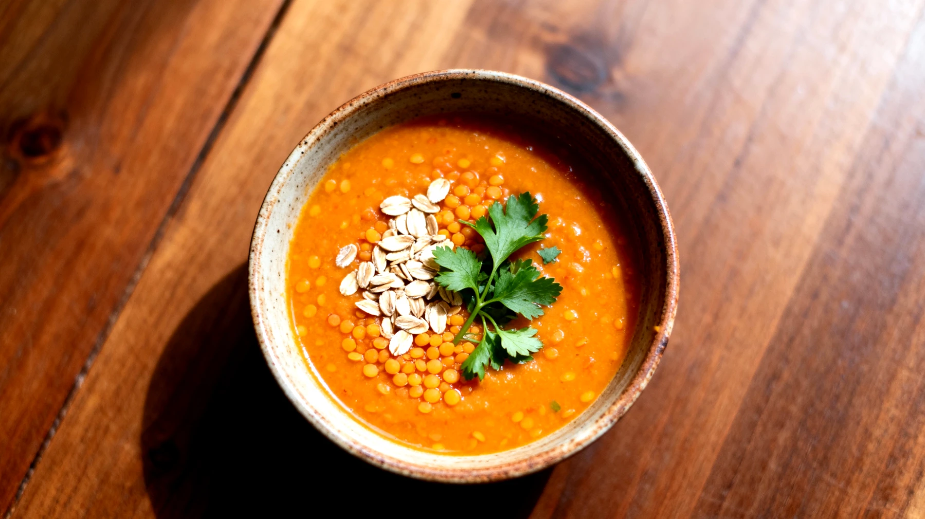 Zuppa di lenticchie rosse con avena integrale"